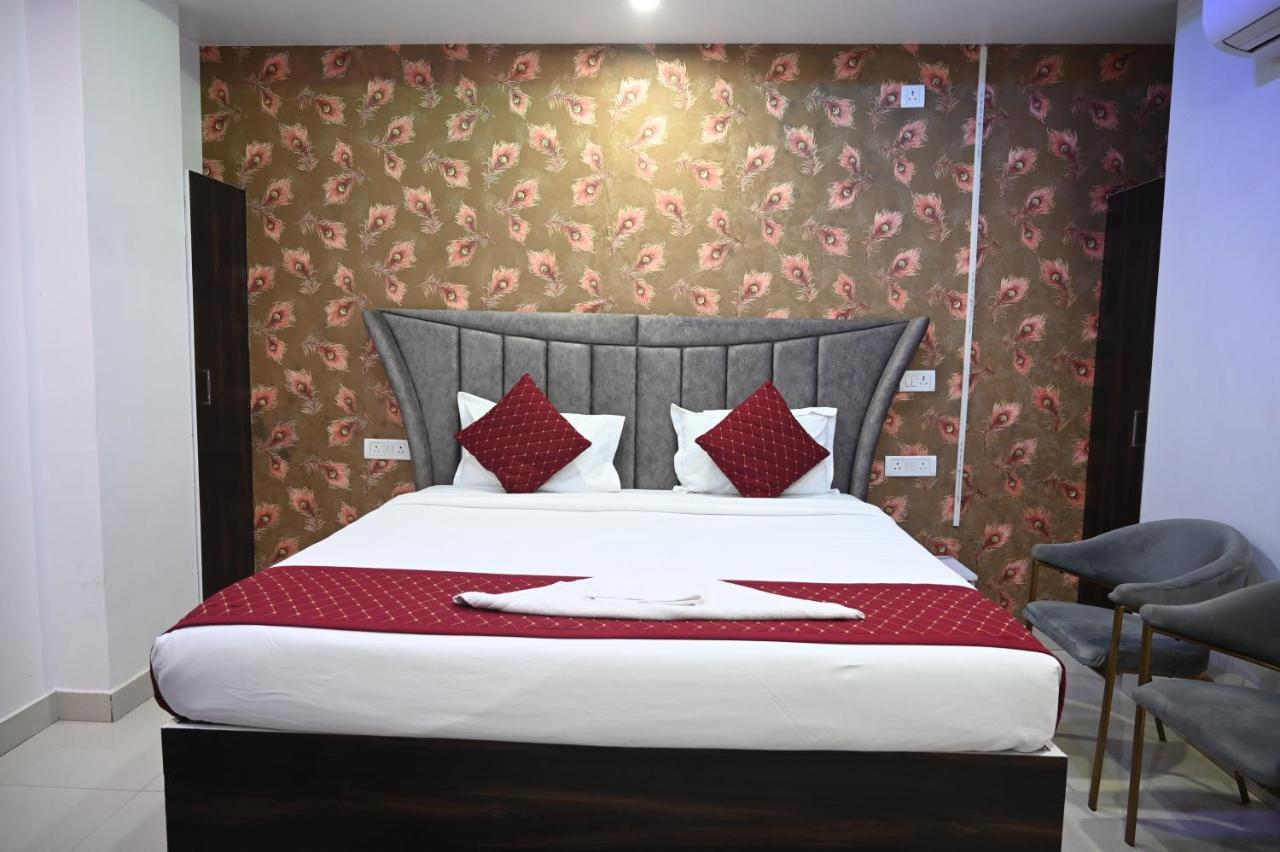 Hotel Diamant Inn Patna  Kültér fotó
