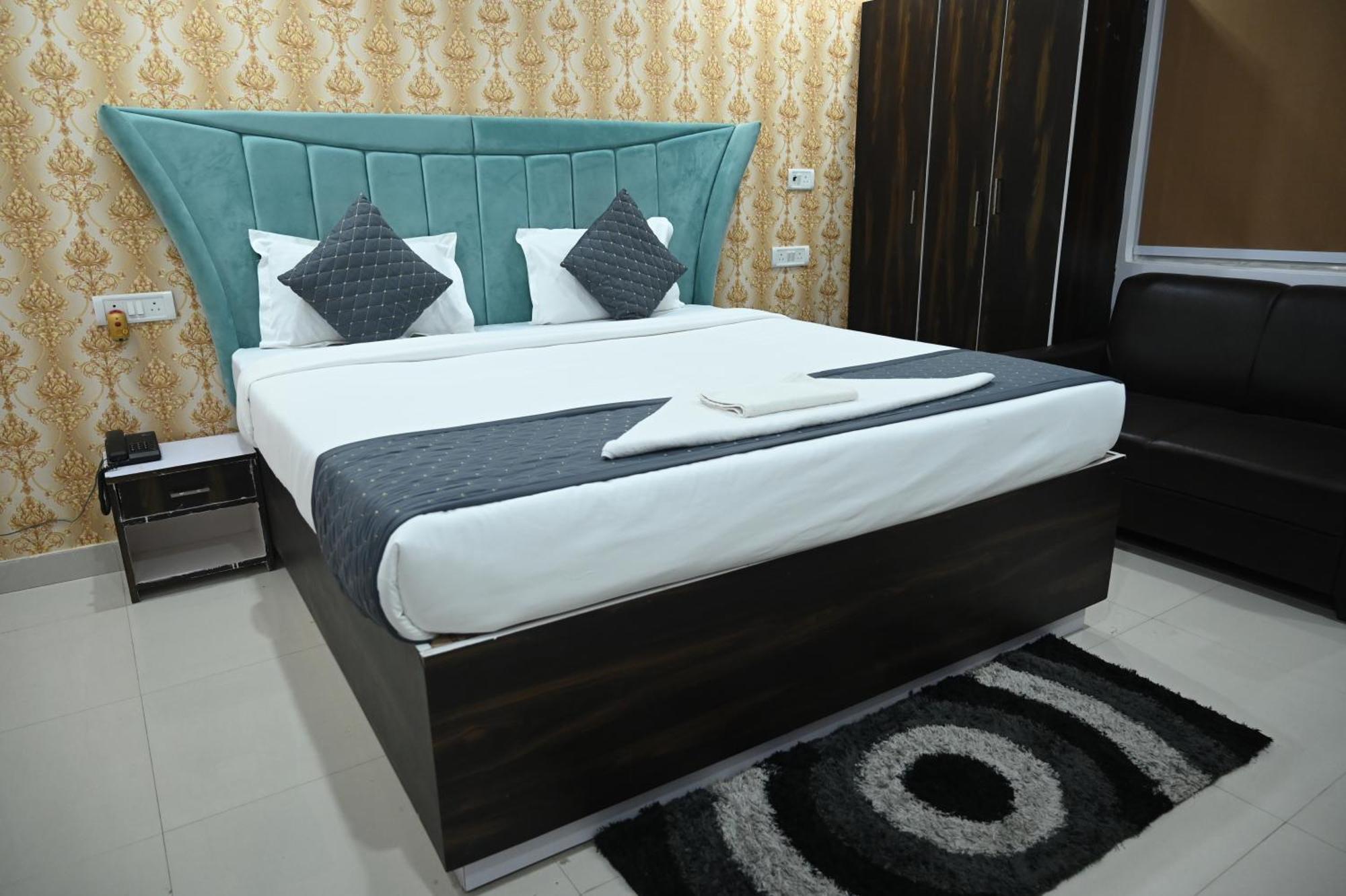 Hotel Diamant Inn Patna  Kültér fotó